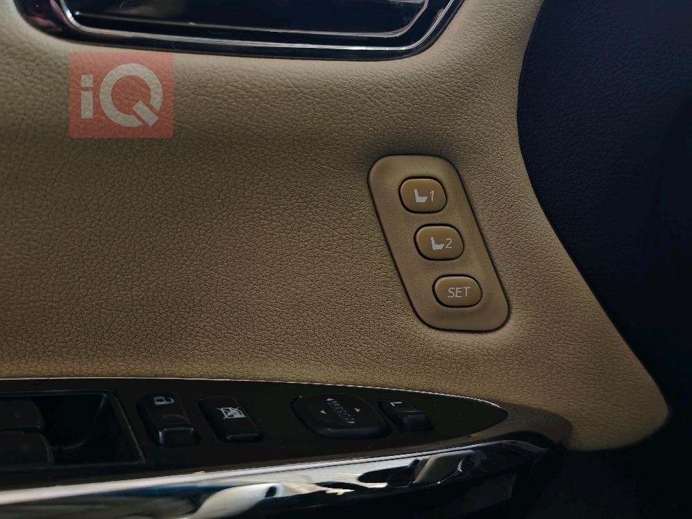 تويوتا أفالون